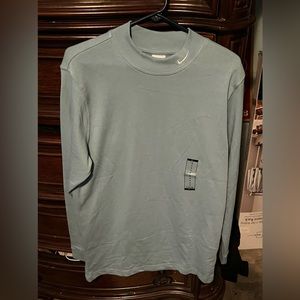 Mens brand new small nike long sleeve mock-neck performance shirt!